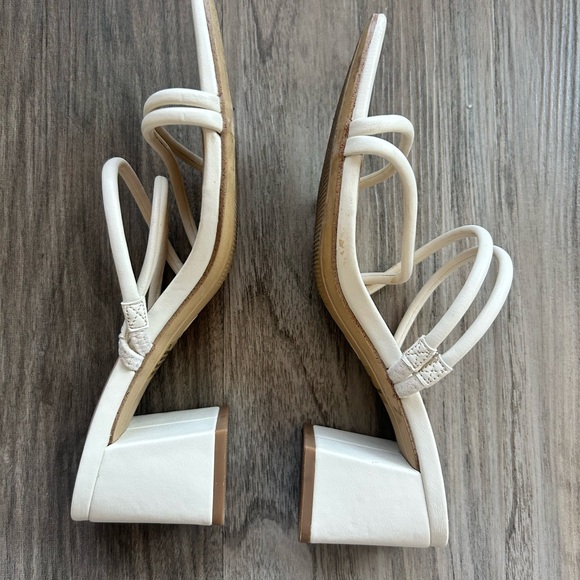 A New Day Elegant Cream Women's Heels - Picture 3 of 3